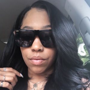 Meet your Posher, Natasha